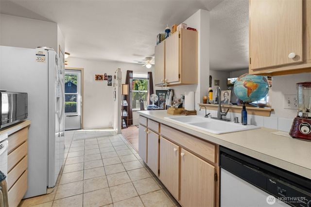 6937 Jericho Ln SW, Olympia, WA 98512