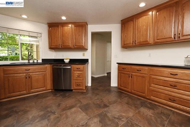 3869 MacGregor Cmn, Livermore, CA 94551