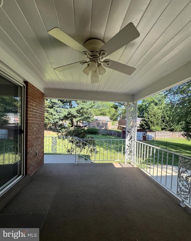 313 VALLEY VIEW AVE SW, Leesburg, VA 20175