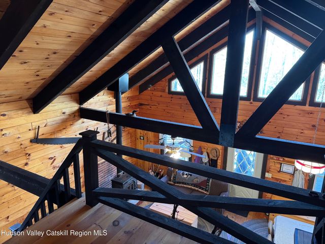 125 W Stoner Lake Road, Caroga, NY 12032