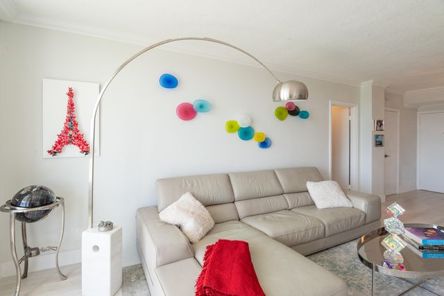 2840 S Ocean Boulevard Unit 517, Palm Beach, FL 33480