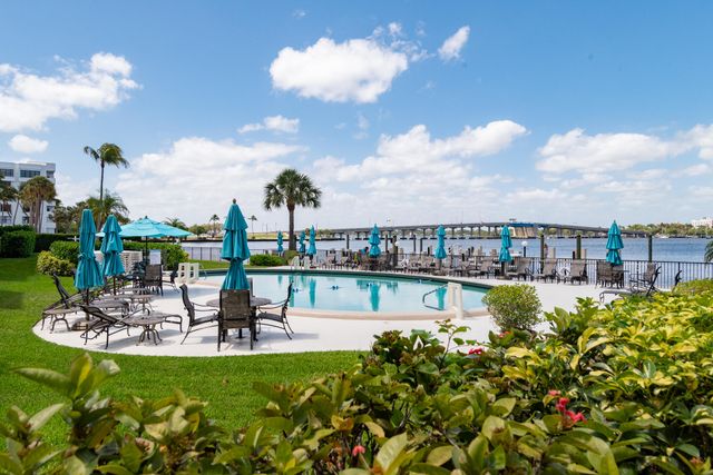 2840 S Ocean Boulevard Unit 517, Palm Beach, FL 33480