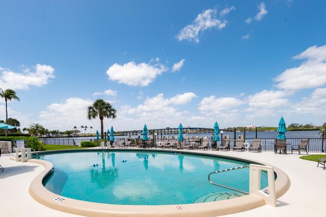 2840 S Ocean Boulevard Unit 517, Palm Beach, FL 33480