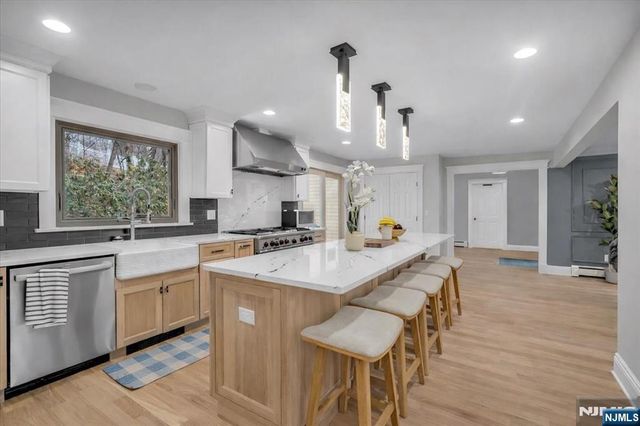 40 Alvin Road, West Milford, NJ 07480