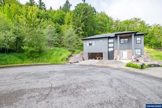 2468 Morrow Ct NW, Salem, OR 97304