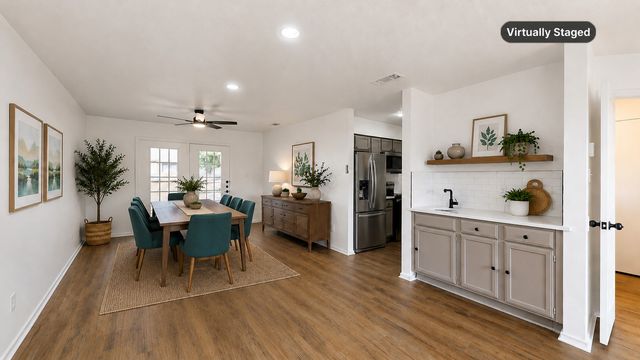 714 Bel Aire Crest, Irving, TX 75061