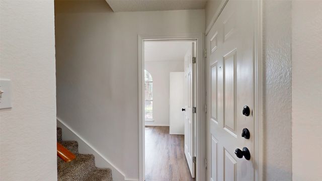 714 Bel Aire Crest, Irving, TX 75061