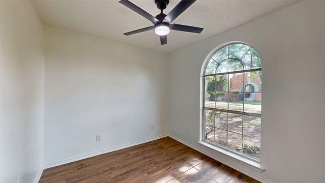 714 Bel Aire Crest, Irving, TX 75061