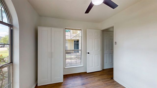 714 Bel Aire Crest, Irving, TX 75061