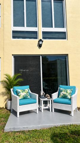 14 COLONIAL CLUB Drive 103, Boynton Beach, FL 33435