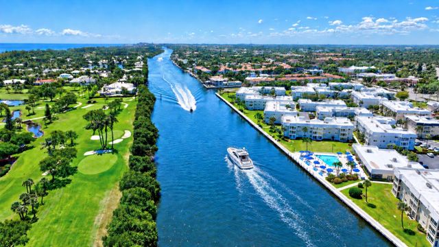 14 COLONIAL CLUB Drive 103, Boynton Beach, FL 33435