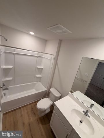 16 WHALER DRIVE, Runnemede, NJ 08078