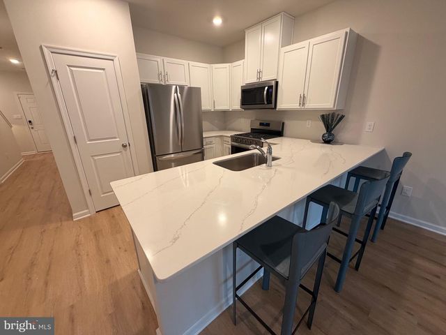 16 WHALER DRIVE, Runnemede, NJ 08078
