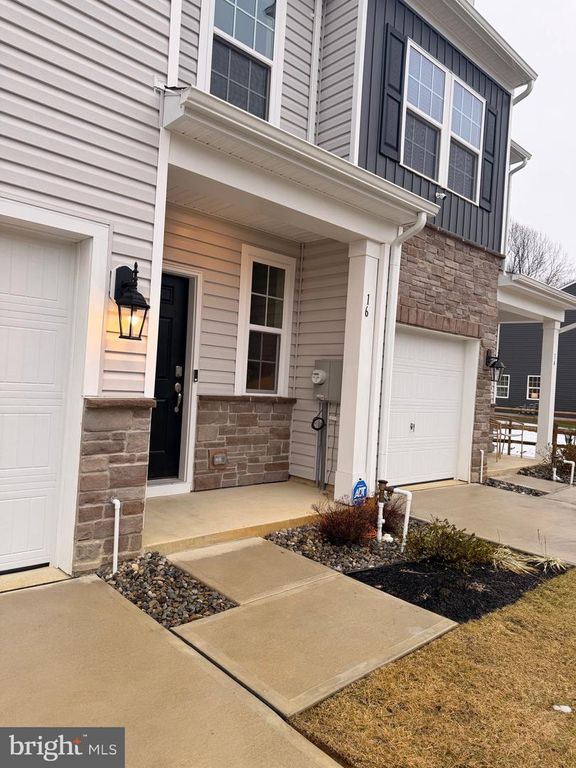 16 WHALER DRIVE, Runnemede, NJ 08078