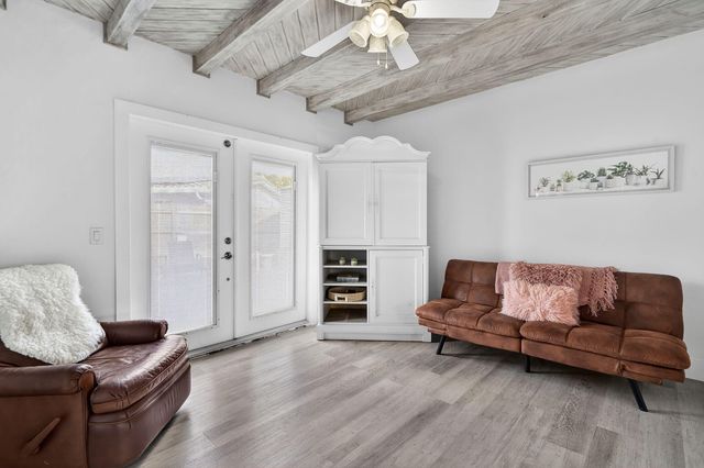 1123 SE 2nd Avenue, Deerfield Beach, FL 33441