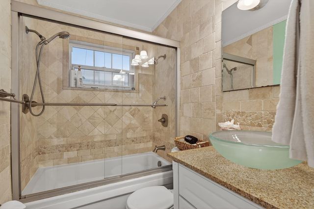 1123 SE 2nd Avenue, Deerfield Beach, FL 33441