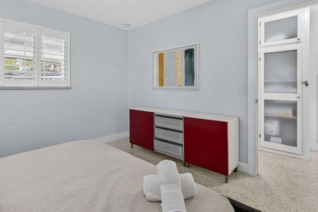 1123 SE 2nd Avenue, Deerfield Beach, FL 33441