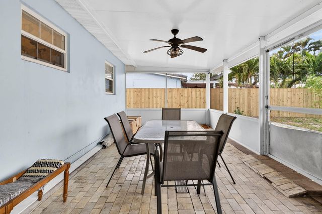 1123 SE 2nd Avenue, Deerfield Beach, FL 33441