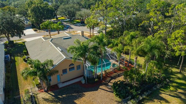 5802 PEACH HEATHER TRAIL, Valrico, FL 33596