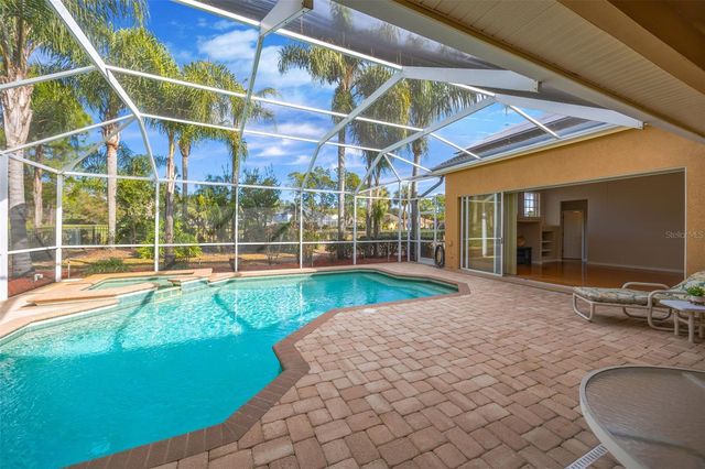 5802 PEACH HEATHER TRAIL, Valrico, FL 33596