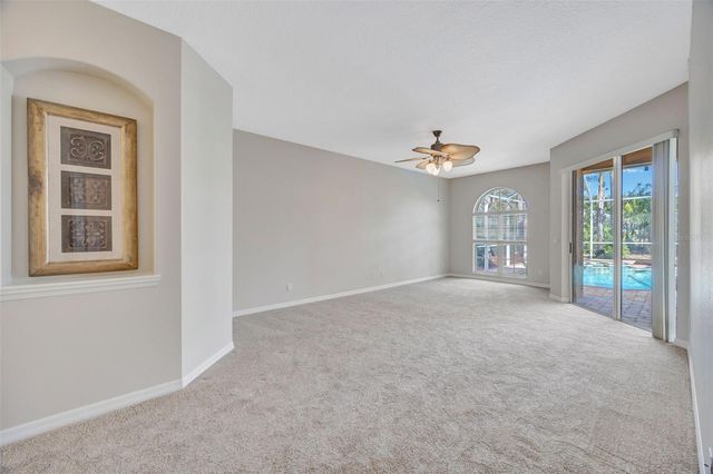 5802 PEACH HEATHER TRAIL, Valrico, FL 33596