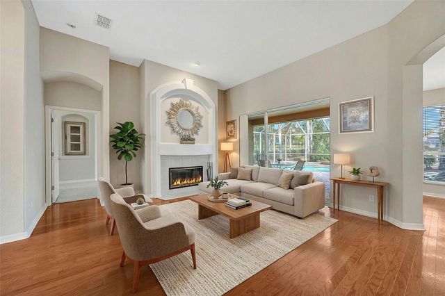 5802 PEACH HEATHER TRAIL, Valrico, FL 33596