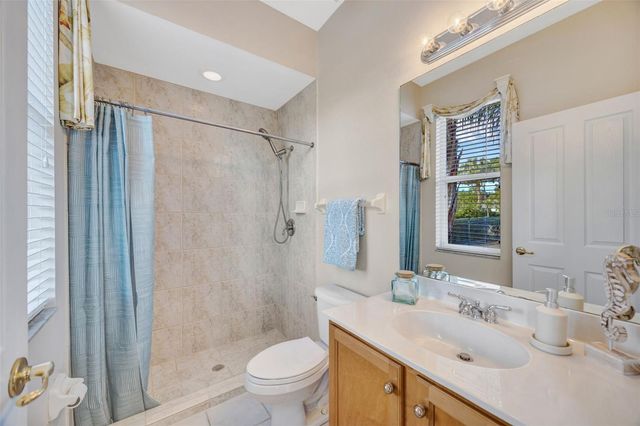 5802 PEACH HEATHER TRAIL, Valrico, FL 33596