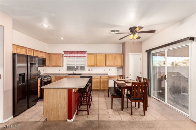 4652 Yellow Harbor Street, Las Vegas, NV 89129