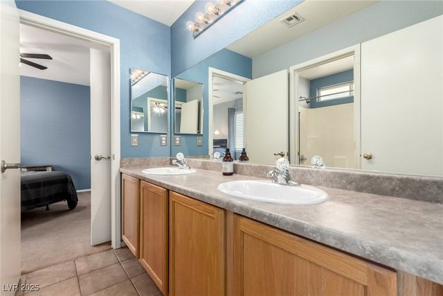 4652 Yellow Harbor Street, Las Vegas, NV 89129