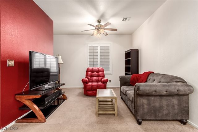 4652 Yellow Harbor Street, Las Vegas, NV 89129