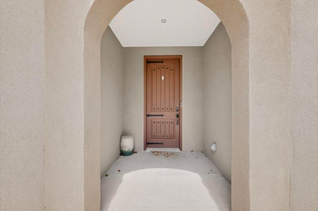 8752 Abierto Vista Circle NW, Albuquerque, NM 87120