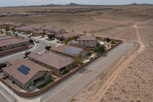 8752 Abierto Vista Circle NW, Albuquerque, NM 87120