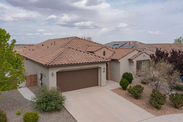 8752 Abierto Vista Circle NW, Albuquerque, NM 87120
