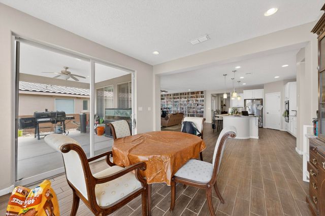 8752 Abierto Vista Circle NW, Albuquerque, NM 87120