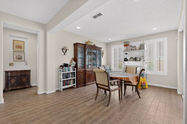 8752 Abierto Vista Circle NW, Albuquerque, NM 87120