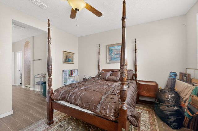 8752 Abierto Vista Circle NW, Albuquerque, NM 87120