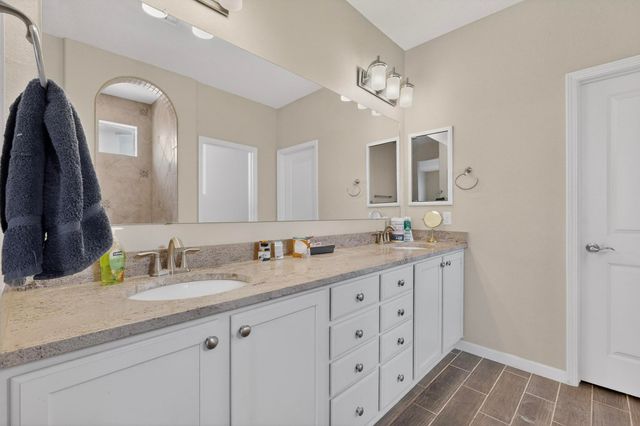 8752 Abierto Vista Circle NW, Albuquerque, NM 87120