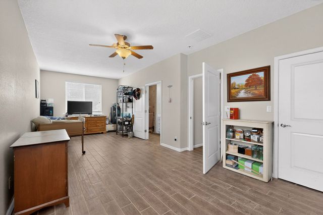 8752 Abierto Vista Circle NW, Albuquerque, NM 87120