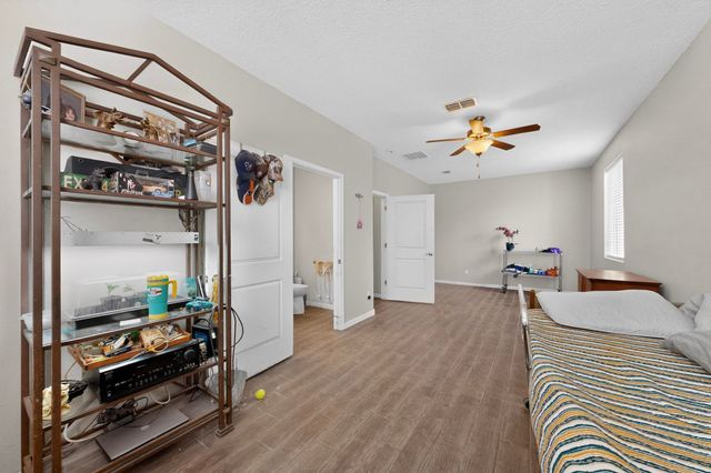 8752 Abierto Vista Circle NW, Albuquerque, NM 87120