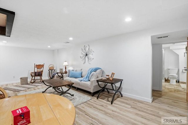 125 S 14th Avenue, Pocatello, ID 83201