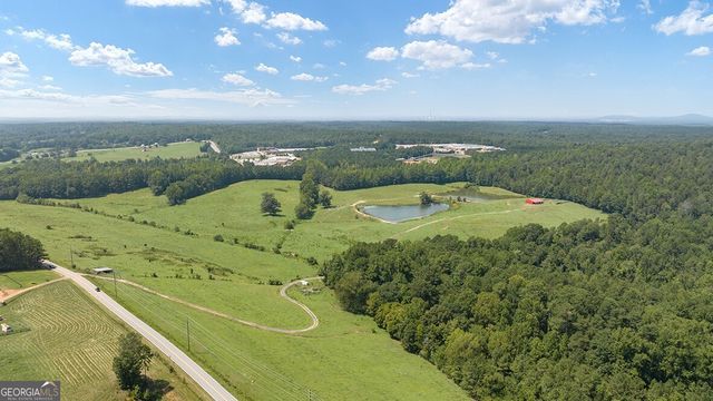 1034 Lost Creek Parkway, Dallas, GA 30132