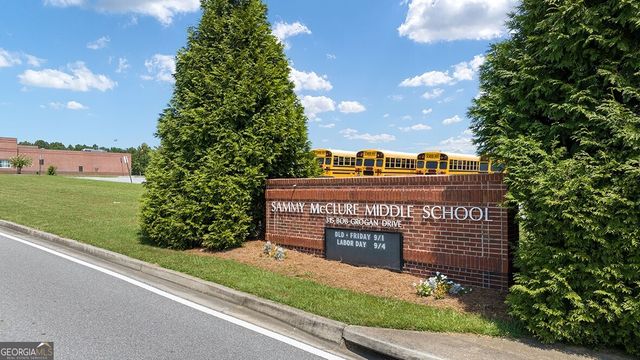 1034 Lost Creek Parkway, Dallas, GA 30132