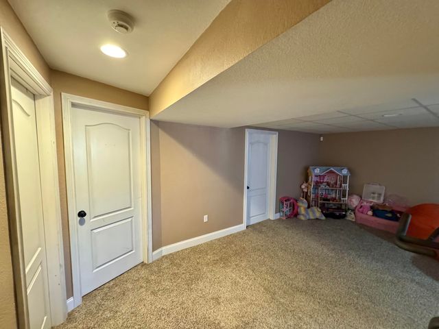 192 Pond View Drive, Strunk, KY 42649