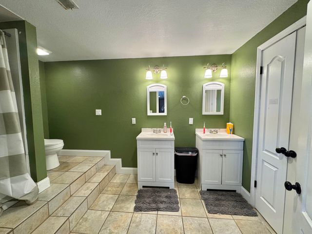 192 Pond View Drive, Strunk, KY 42649