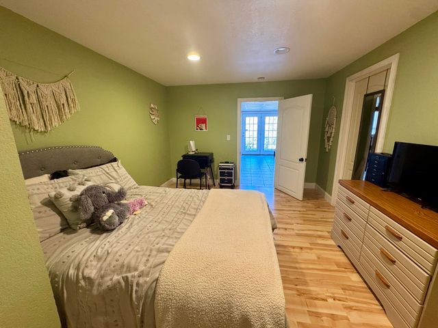 192 Pond View Drive, Strunk, KY 42649