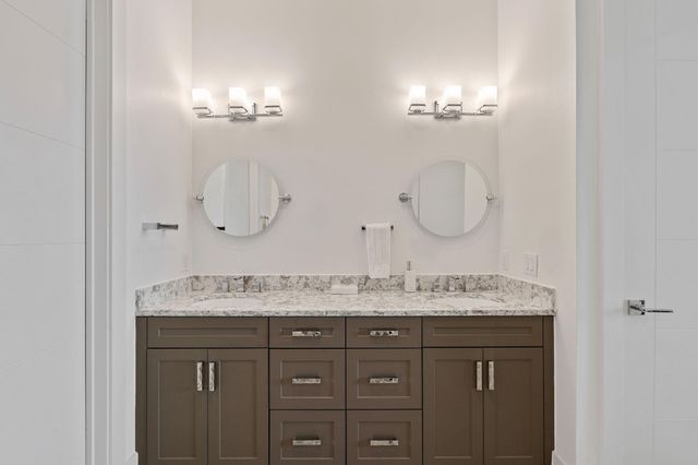 199 Waterpoint Court 213, Montgomery, TX 77356