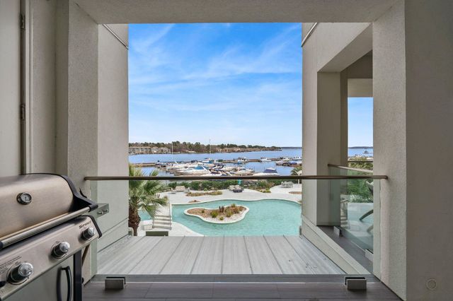 199 Waterpoint Court 213, Montgomery, TX 77356