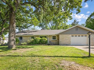 107 Doresella Street, Loves Park, IL 61111
