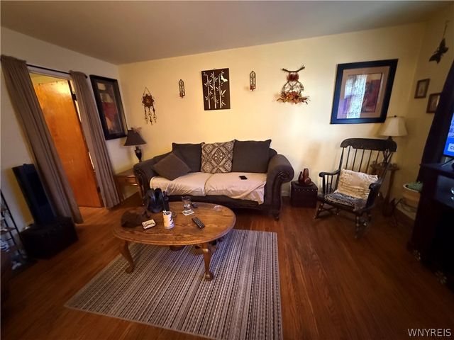 889 Oliver Street, North Tonawanda, NY 14120