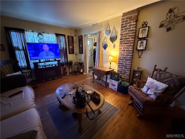 889 Oliver Street, North Tonawanda, NY 14120